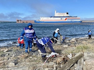 В Певеке привели в порядок берег вблизи акватории ПАТЭС