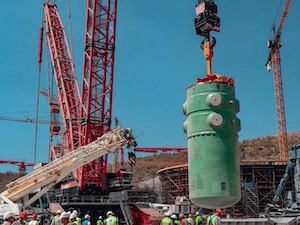 На стройплощадке АЭС «Аккую» установлен корпус реактора энергоблока №2