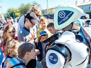 Больше тысячи человек посетили фестиваль науки и технологий ОМК в Челябинске
