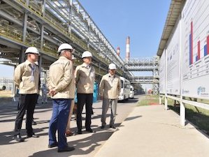Глава «КазМунайГаза» поручил обеспечить стабильную отгрузку нефтепродуктов с Шымкентского НПЗ
