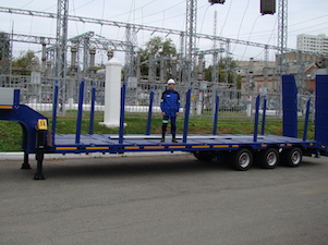 «Пермэнерго» приобрело  отечественную спецтехнику  для транспортировки опор ЛЭП