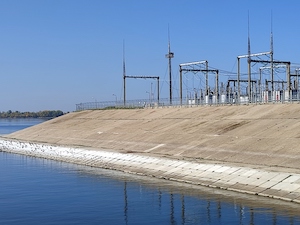 Саратовская ГЭС реконструирует грунтовые плотины