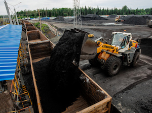 Рекорд суточной погрузки угля установили на обогатительной фабрике «Барзасская»