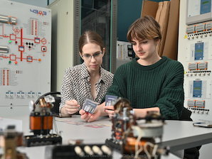 В НИУ «МЭИ» более 1500 школьников провели учебный день в университете