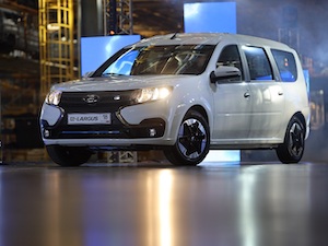 Электромобиль LADA e-Largus встал на конвейер