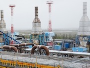 Работники «Газпром добыча Ноябрьск» изготовили устройство для предотвращения гидратообразования