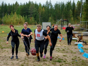 На забег «Энергия Атома 2025» в Мурманской области вышли 20 команд