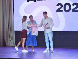 ЭЛ5-Энерго вручила сертификаты на корпоративные стипендии лучшим студентам энергетических специальностей в столице Урала