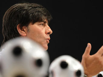 Тренер сборной Германии назвал состав на матч с Россией