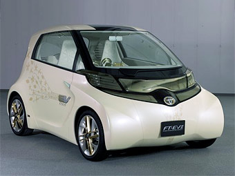 Toyota разработала еще один электрокар на базе микролитражки iQ