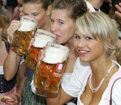 Пиво гонят из ларьков