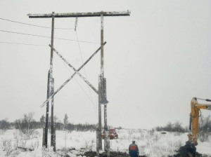 Колэнерго восстанавливает упавшие опоры ЛЭП 150 кВ Первомайский – г. Заполярный