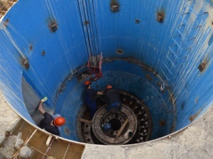 На Зарагижской ГЭС смонтировали рабочее колесо первой гидротурбины