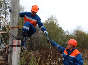 «Вологдаэнерго» увеличило количество ремонтно-восстановительных бригад до 100