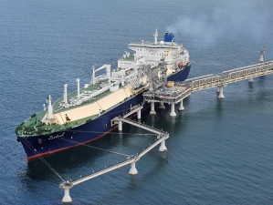 Южнокорейский газовоз взял на борт 25 млн кубометров сахалинского СПГ