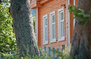 Северянин вспомнил о долге за свет на летней даче, когда у него списали деньги с карточки