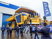 Ведущий мировой производитель карьерных самосвалов БЕЛАЗ получает поздравления с 70-летием