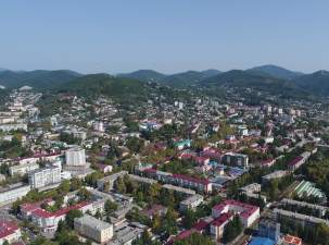 В Туапсинском районе выявлено 200 фактов незаконного размещения провайдерами линий связи на порах ЛЭП