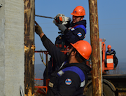 ДРСК обновляет анкерные и промежуточные опоры высоковольтных ЛЭП  в Южной Якутии