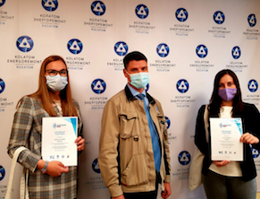 Атомный ледокольный флот обеспечивает проводку судов по Севморпути