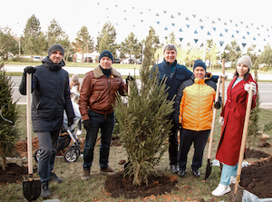 Сотрудники «дочки» Росэнергоатома высадили более 450 деревьев в рамках проекта по созданию ЦОД «Иннополис»