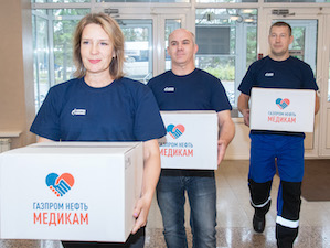 Омский НПЗ передал медучреждениям региона экспресс-тесты на COVID-19