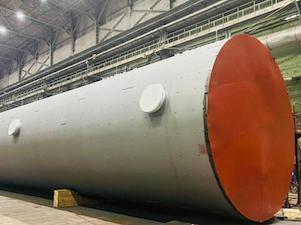 Уралхиммаш досрочно изготовил оборудования для Ильского НПЗ