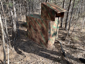 «Россети Тюмень» обнаружили незаконную майнинг-ферму в лесополосе вблизи деревни Коняшина