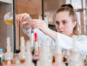 В Губкинском университете создали из отходов пластификатор для нефтехимии