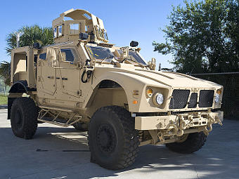Oshkosh получил заказ на тысячу бронетранспортеров