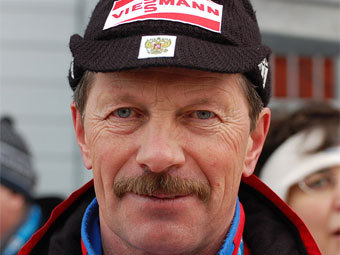 Тренер сборной России по биатлону назвал состав на первый этап Кубка мира