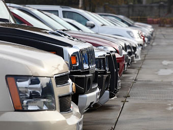 Москвичи перестали покупать отечественные автомобили