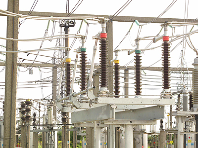 МЭС Центра завершили монтаж выключателей и разъединителей