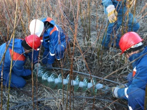 На обходе ЛЭП и восстановительных работах заняты 44 бригады «Карелэнерго»