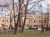 На территории садов и скверов Санкт-Петербурга устанавливаются светодиодные источники света