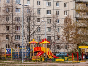 В Выборгском районе Петербурга установлено 1400 светильников наружного освещения