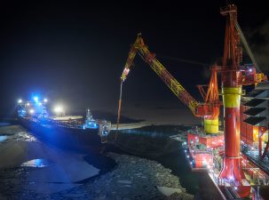 На Приразломном месторождении добыта миллионная тонна нефти