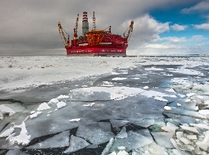 «Газпром нефть» добыла на «Приразломной» трехмиллионную тонну арктической нефти