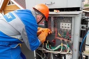 Почти 1,5 тыс. случаев энерговоровства выявила МОЭСК за три квартала текущего года