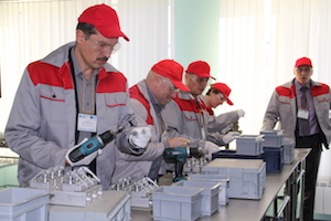 «КМЗ» обучил бережливому производству представителей ковровской администрации