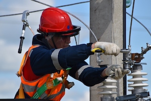 «Кировэнерго» направило в пострадавшие от непогоды северные районы Кировской области «бригады взаимопомощи»