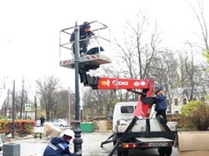 На территории сквера Подводников в Кронштадте станет в два раза светлее