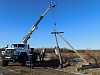 «Читаэнерго» устанавливает новые опоры ЛЭП на озере Арахлей