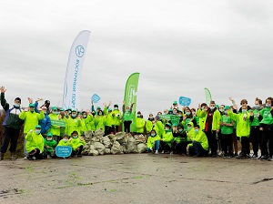 «Восточный Порт» завершил мероприятия «Экомарафона-2021» морским субботником