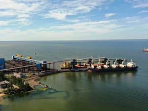 Длина причальной стенки в морском порту Усть-Луга увеличилась до 8,2 км