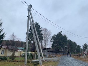 Свердловское «Облкоммунэнерго» реконструировало распредсети в селе Мраморное