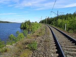 Для увеличения грузопотока к северу Кольского полуострова электрифицируют 18 км вторых путей Мурманского хода
