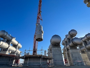 На Амурском ГХК монтируют доставленное в навигацию оборудование