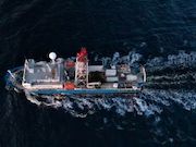 «Роснефть» получила образцы пород континентального шельфа Чукотского моря