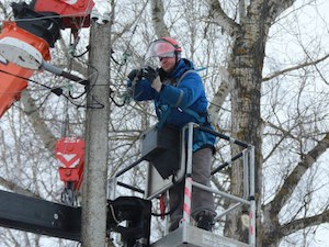«Орелэнерго» устраняет последствия непогоды